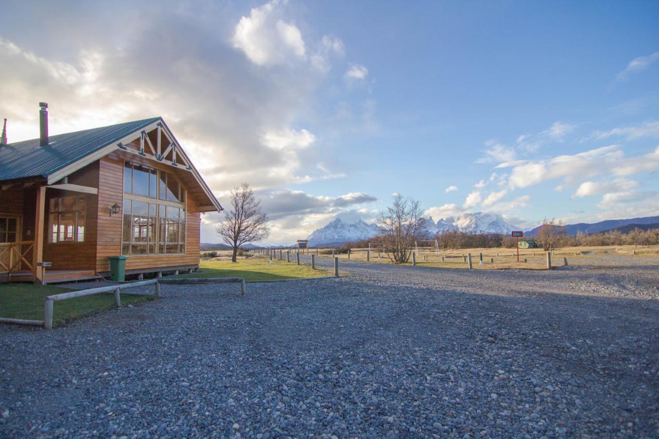 Glamping Rio Serrano - Caja Los Andes Torres del Paine National Park Екстериор снимка